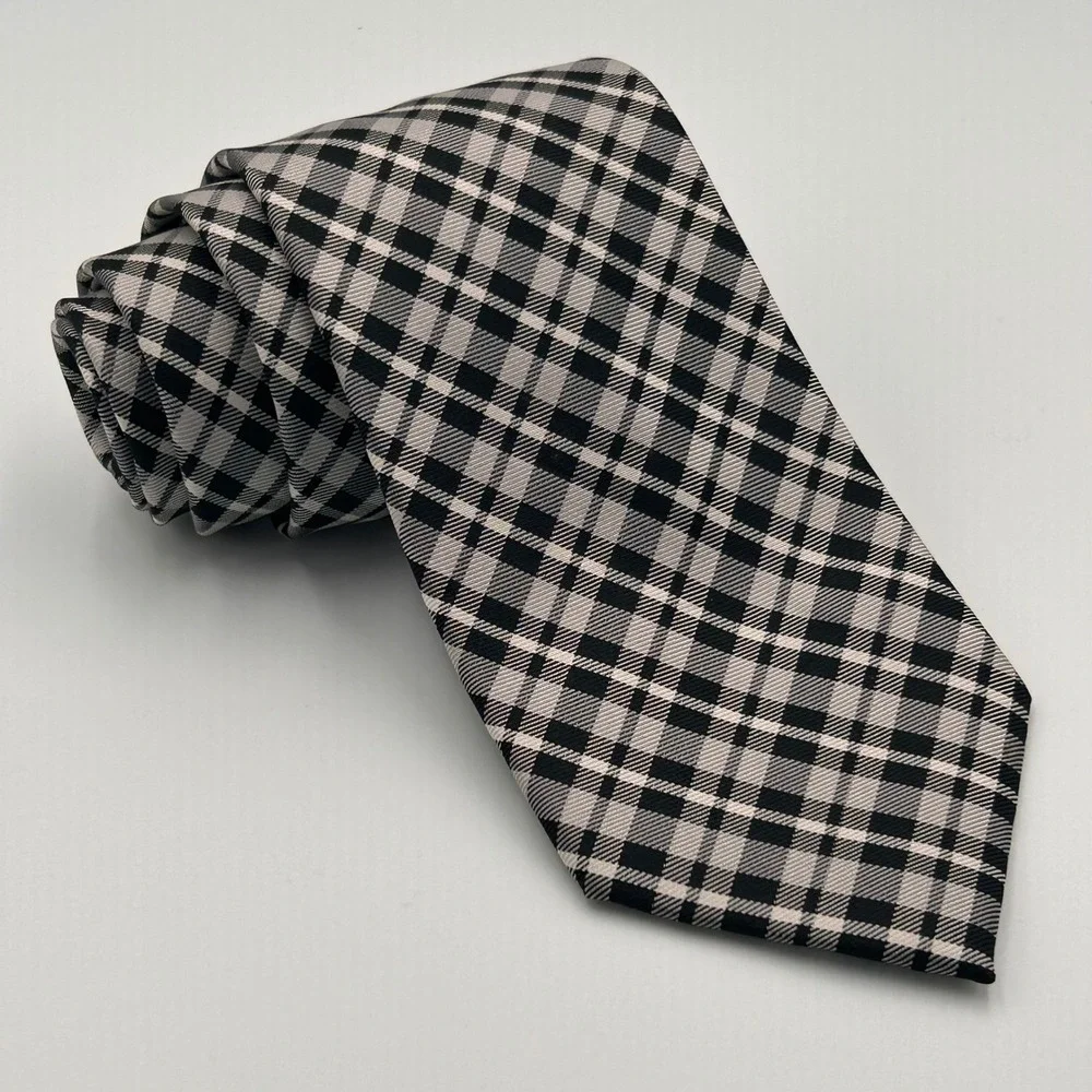 Chaps Plaid Necktie Black Gray White Silk Business Formal Mens Handmade